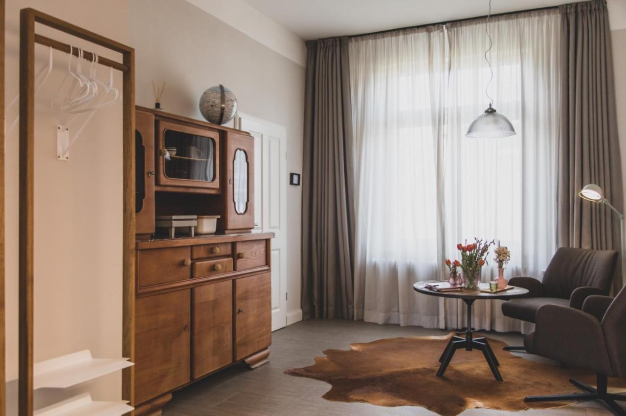 Logierhaus M Apartment Esens Bagian luar foto