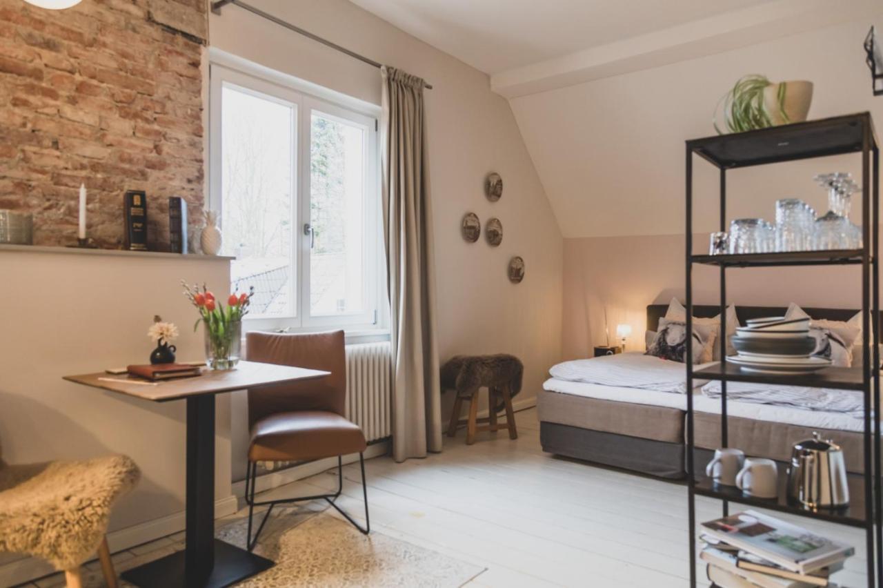 Logierhaus M Apartment Esens Bagian luar foto