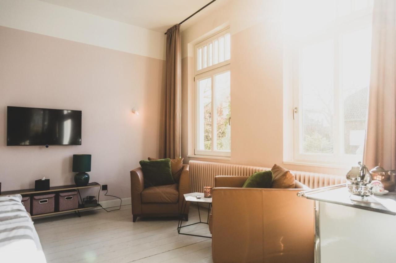 Logierhaus M Apartment Esens Bagian luar foto